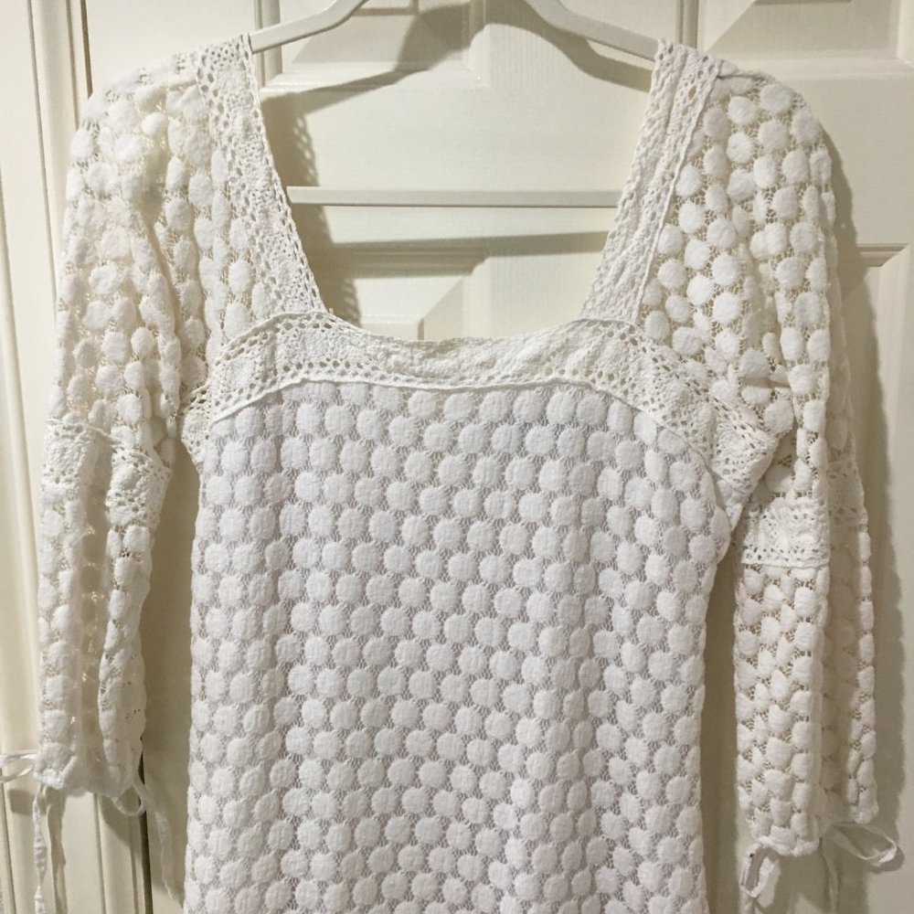 White lace dress - Picture 2 of 6